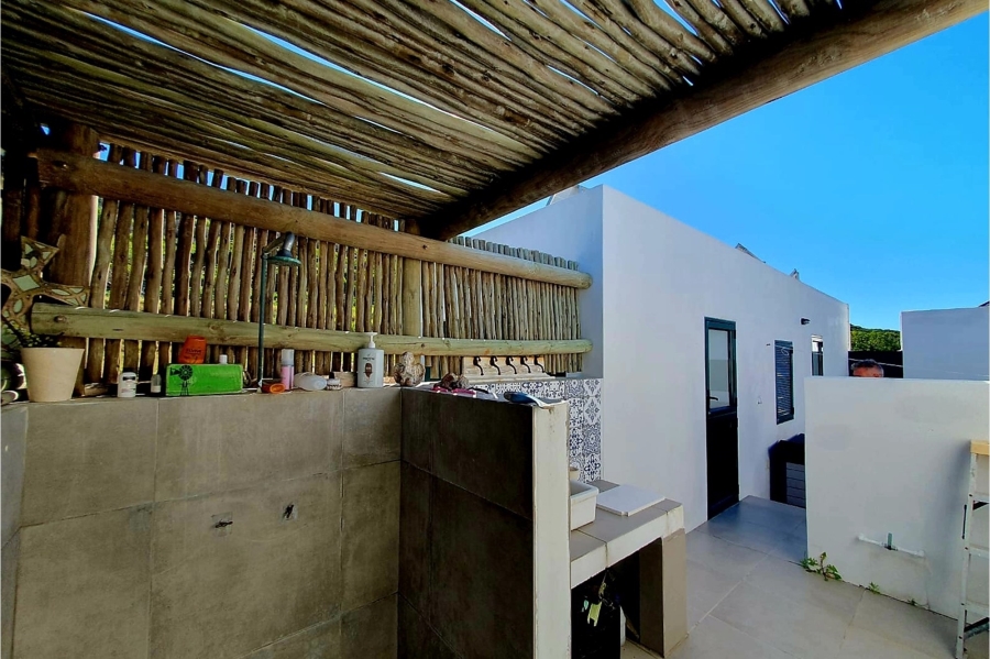 3 Bedroom Property for Sale in Fynbosstrand Western Cape
